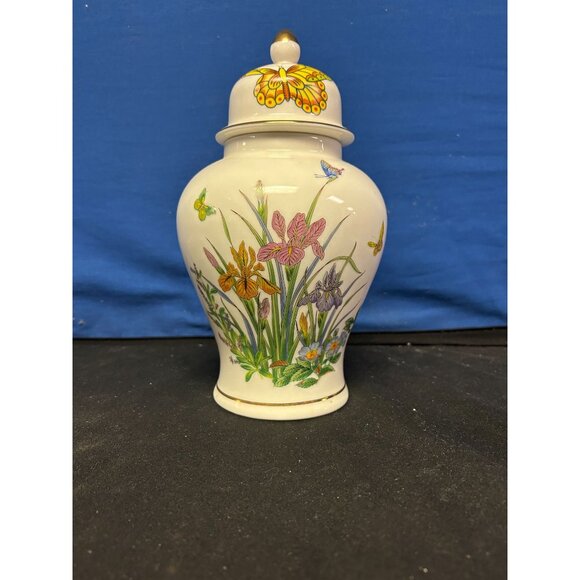 Vintage Porcelain Ginger Jar With Lid Floral & Butterfly Design - Picture 1 of 3